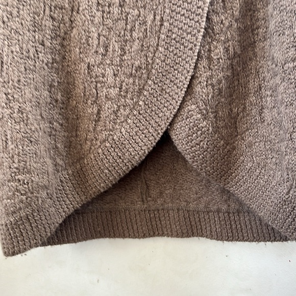 Bellekat one button curved button cardigan - Picture 6 of 10